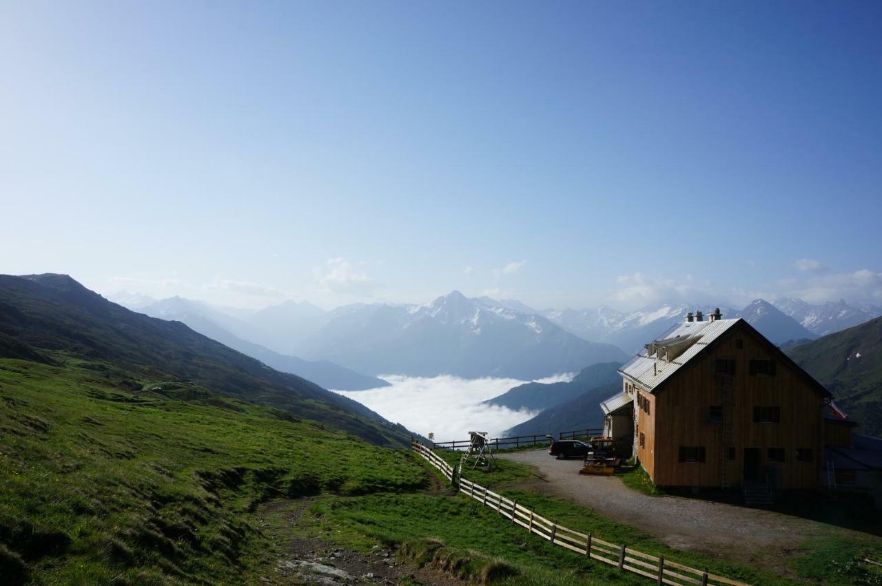 Apartment Hanna Ramsau im Zillertal Luaran gambar